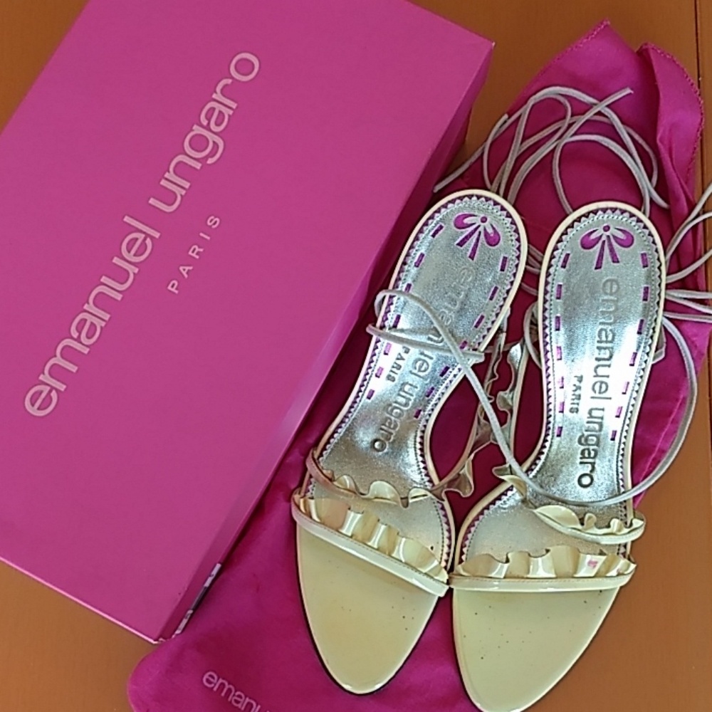 High Heels. Strappy Emanuel Ungaro.